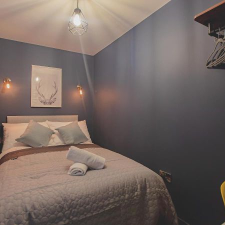 Yellow Hive Boutique Stay Apt 1 Μπέλφαστ Εξωτερικό φωτογραφία